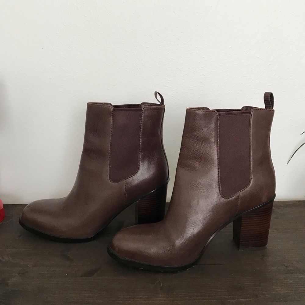 [Cole Haan] Brown Heeled Ankle Boot Booties - Picture 2 of 8